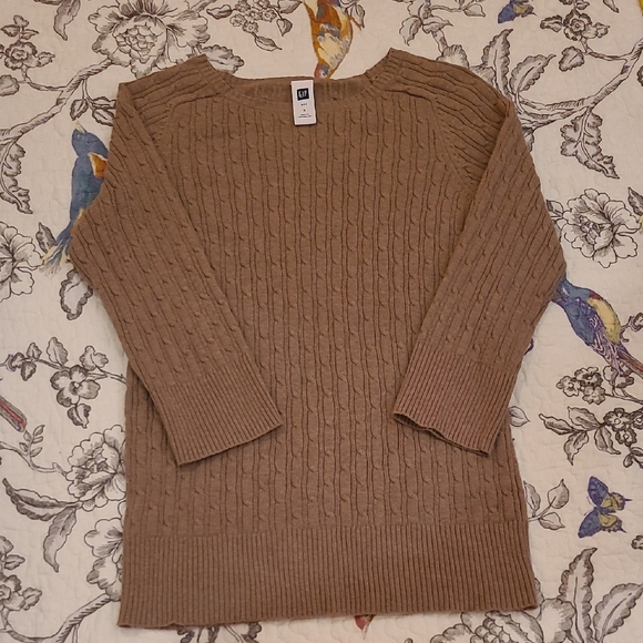 GAP Sweaters - GAP Taupe Cable Knit 3/4 Sleeve Sweater